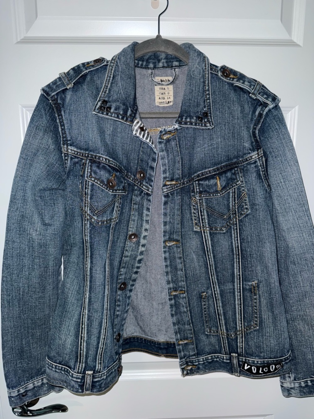 Volcom Distressed Blue Denim Trucker Jacket
